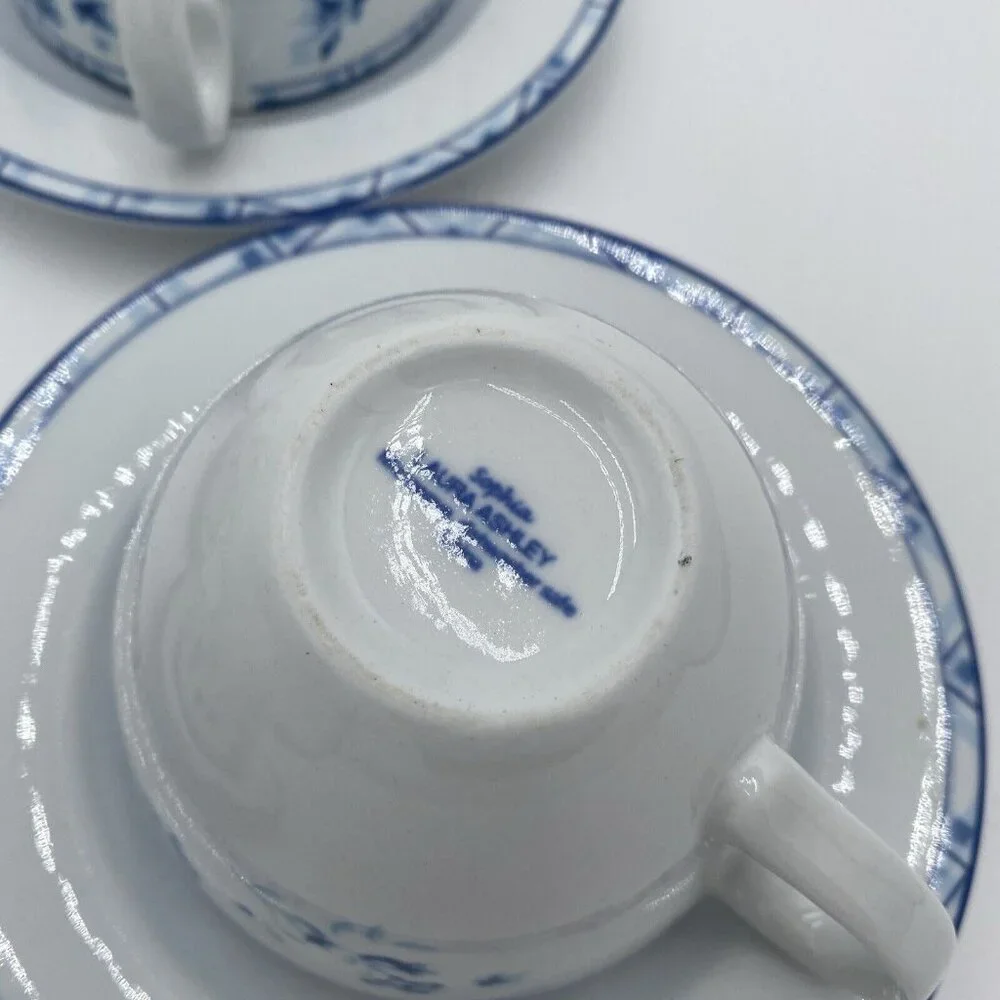 Laura Ahsley Cup Suacer Cereamic Set 4 Dishes Blue White Floral Cottage